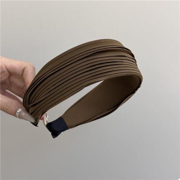 Pleated Wide Hair Headband - Picture 5 of 8